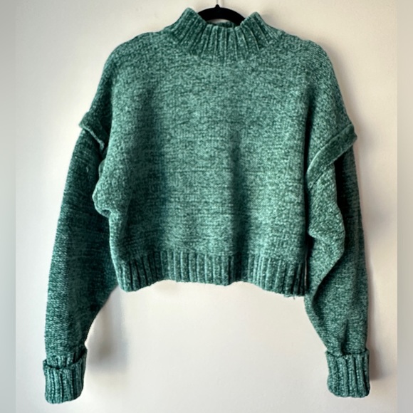 Urban Outfitters Sweaters - Urban Outfitters Green Cropped Mock Turtleneck Sweater